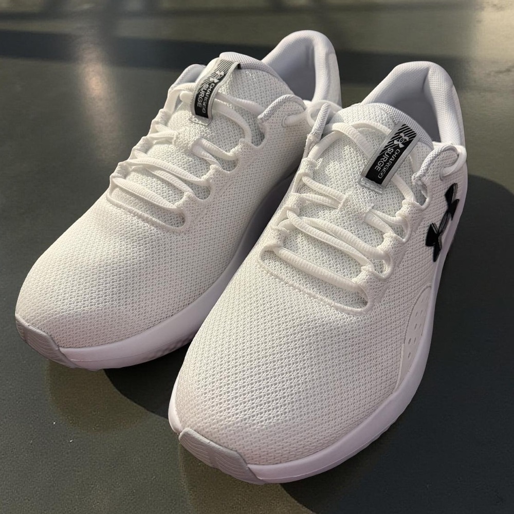 NEW Under Armour Men’s Charged Surge 4 Athletic Running Sneakers White Size 9 - Picture 3 of 13